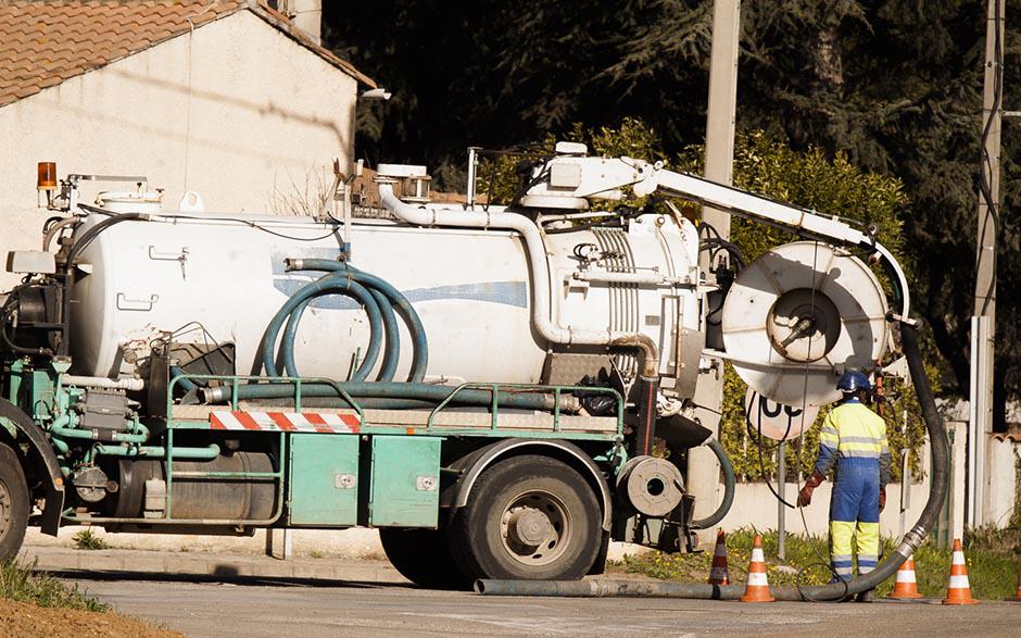 déboucheur canalisation wc Neauphle-le-Château